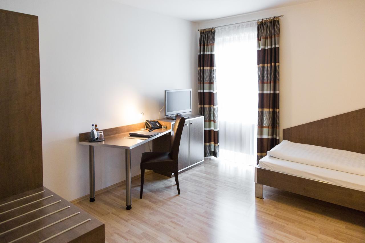 Aparthotel Othello ดินโกลฟิง ภายนอก รูปภาพ